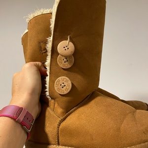 Ugg boots,used.